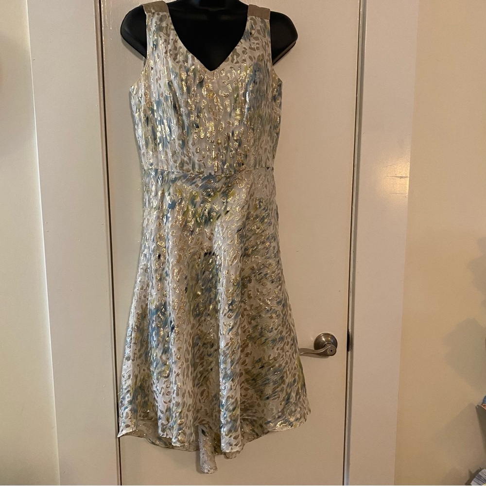 Tahari Blue & Cream with Metallic accents High Low Silk Cocktail Dress Size 6